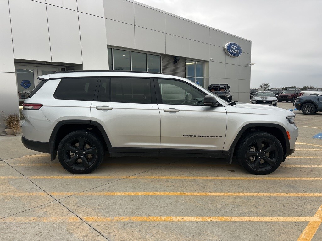 Used 2021 Jeep Grand Cherokee L Altitude SUV
