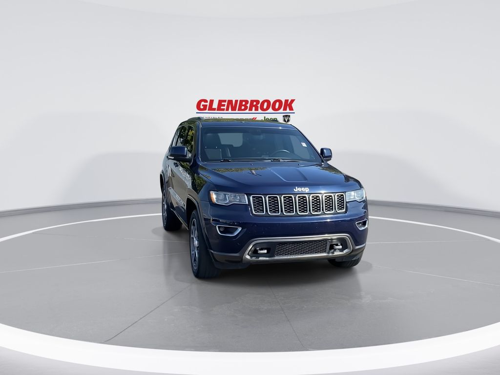 2018 Jeep Grand Cherokee Sterling Edition photo 3