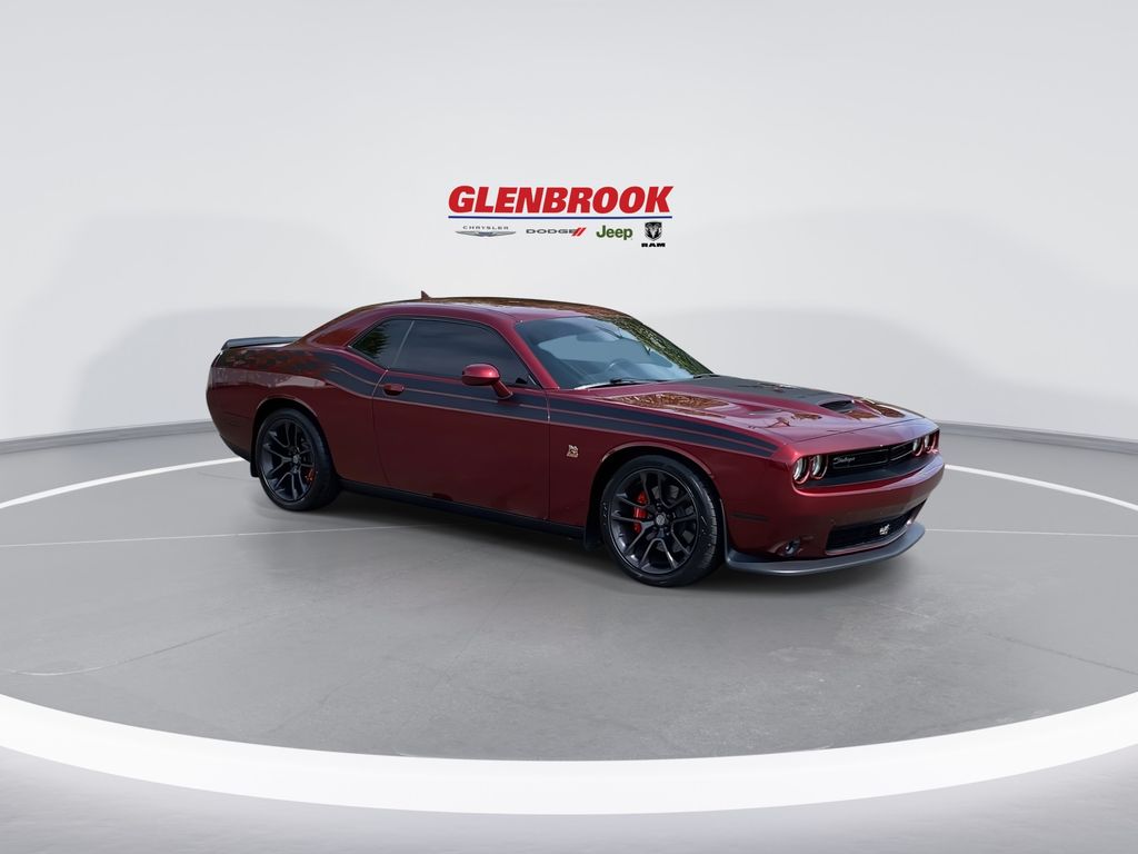 2020 Dodge Challenger R/T Scat Pack photo 2