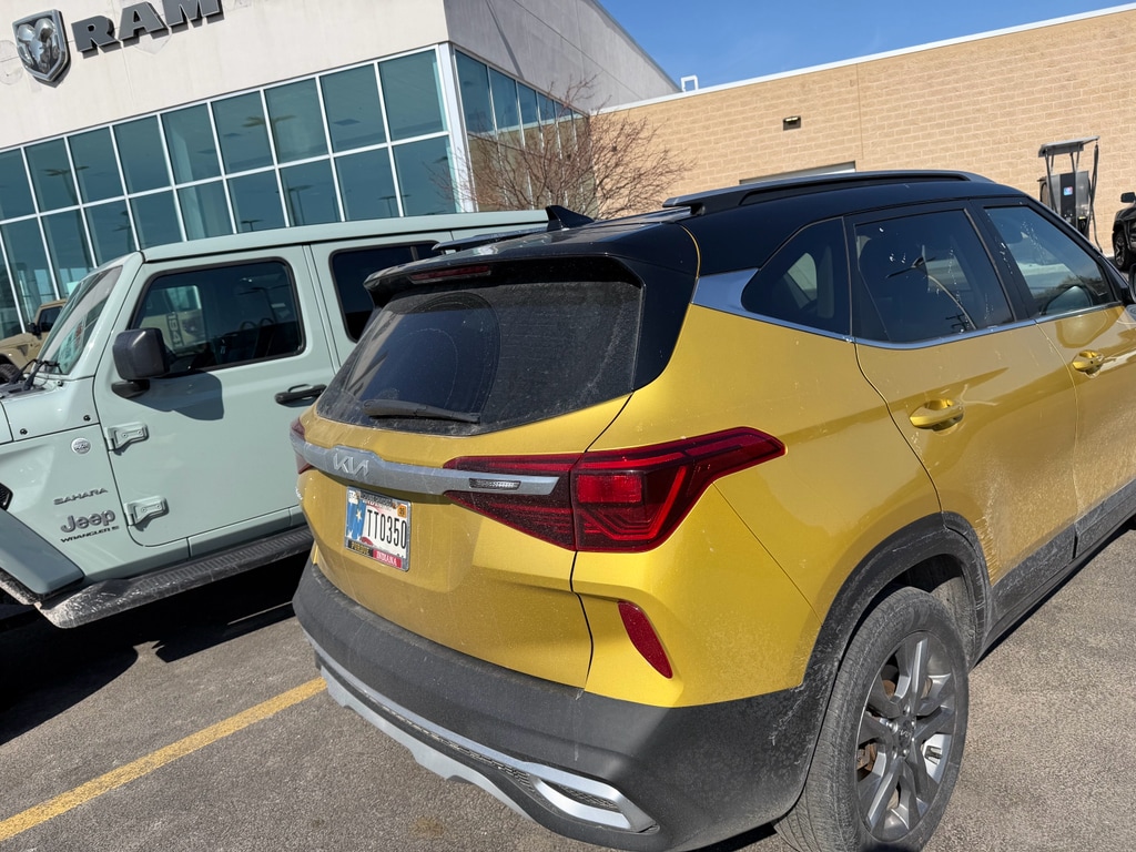 Used 2023 Kia Seltos S Sport Utility