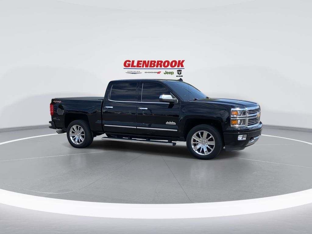 2015 Chevrolet Silverado High Country photo 2
