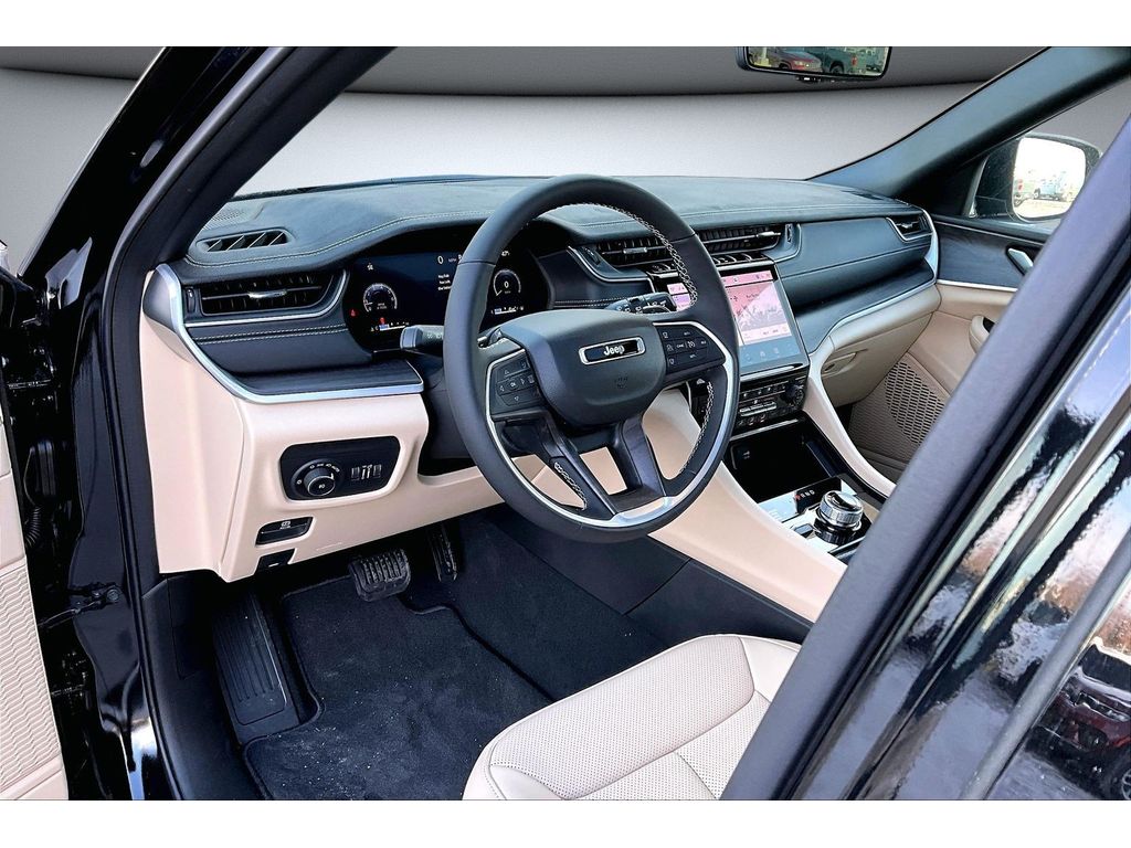 2025 Jeep Grand Cherokee Limited - Photo 9