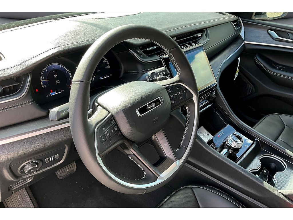 2025 Jeep Grand Cherokee L Limited - Photo 9