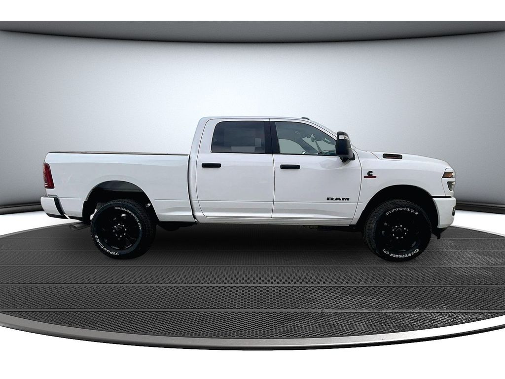2025 RAM 2500 Big Horn - Photo 17