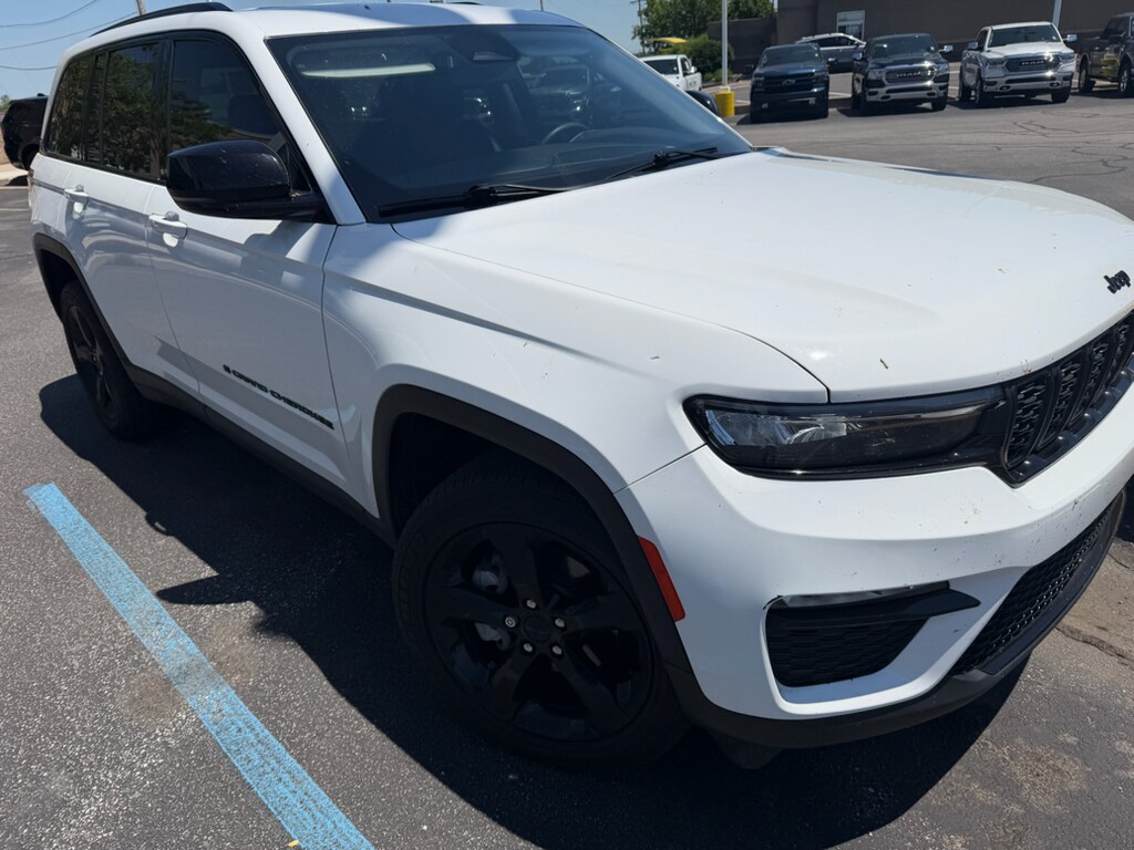 Used 2023 Jeep Grand Cherokee Limited Sport Utility