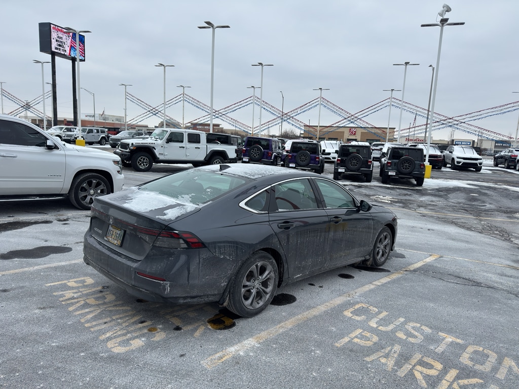 Used 2024 Honda Accord EX Sedan