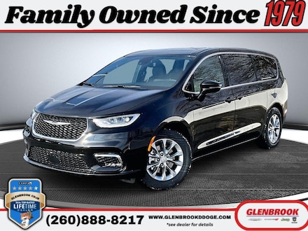 2026 Chrysler Pacifica Limited Passenger Van