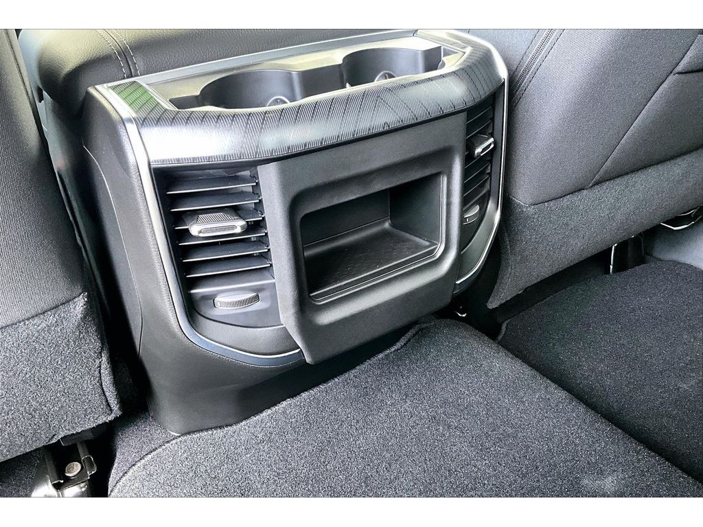 2025 RAM 2500 Big Horn - Photo 24