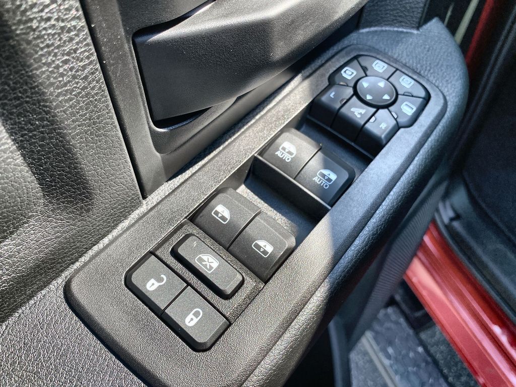 2025 RAM 2500 Tradesman - Photo 15