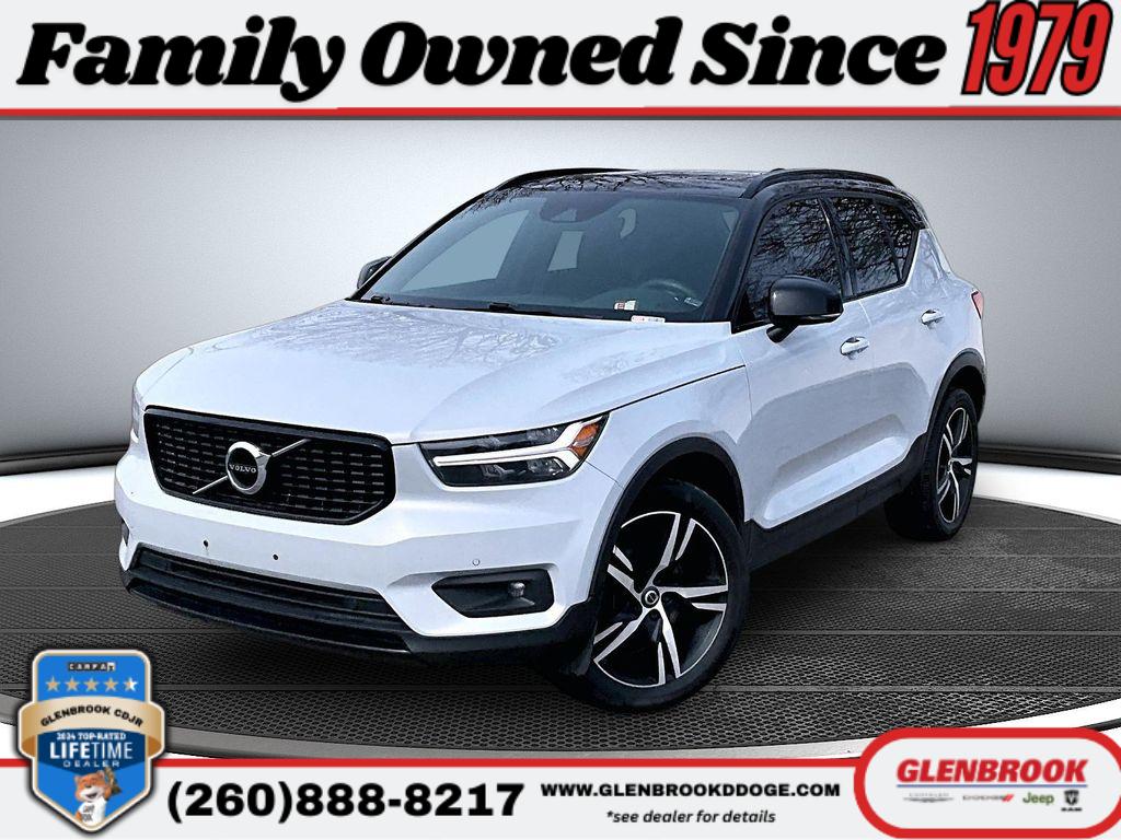 2020 Volvo XC40 R-Design