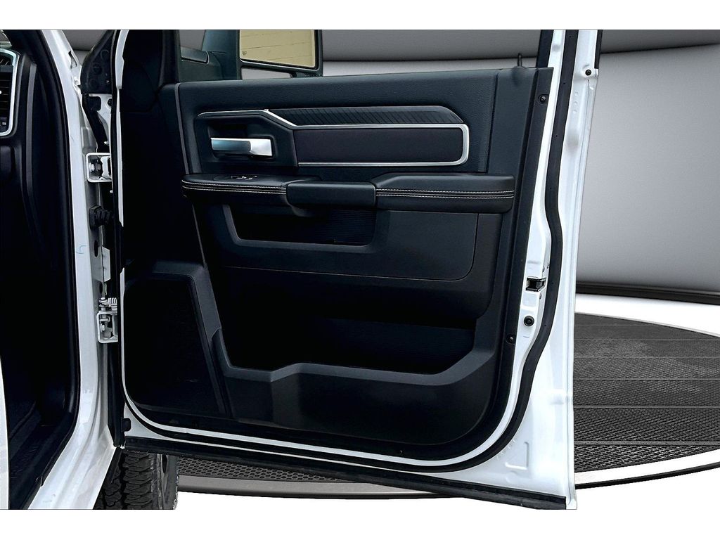 2025 RAM 2500 Big Horn - Photo 50