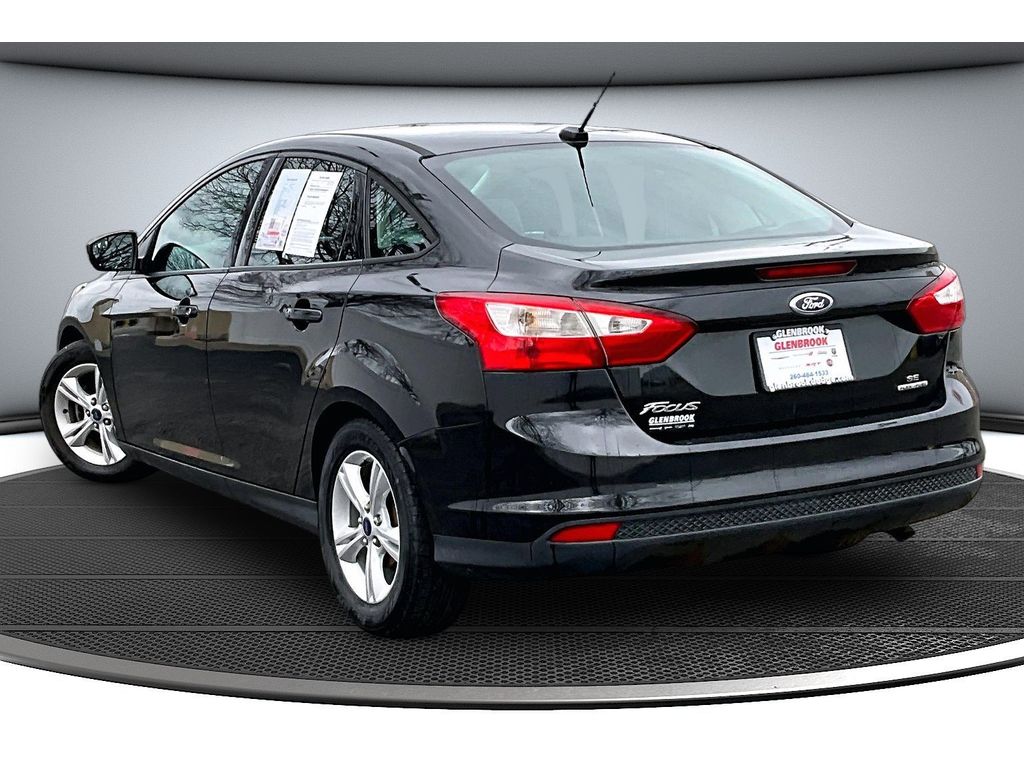 Used 2014 Ford Focus SE with VIN 1FADP3F26EL347948 for sale in Fort Wayne, IN