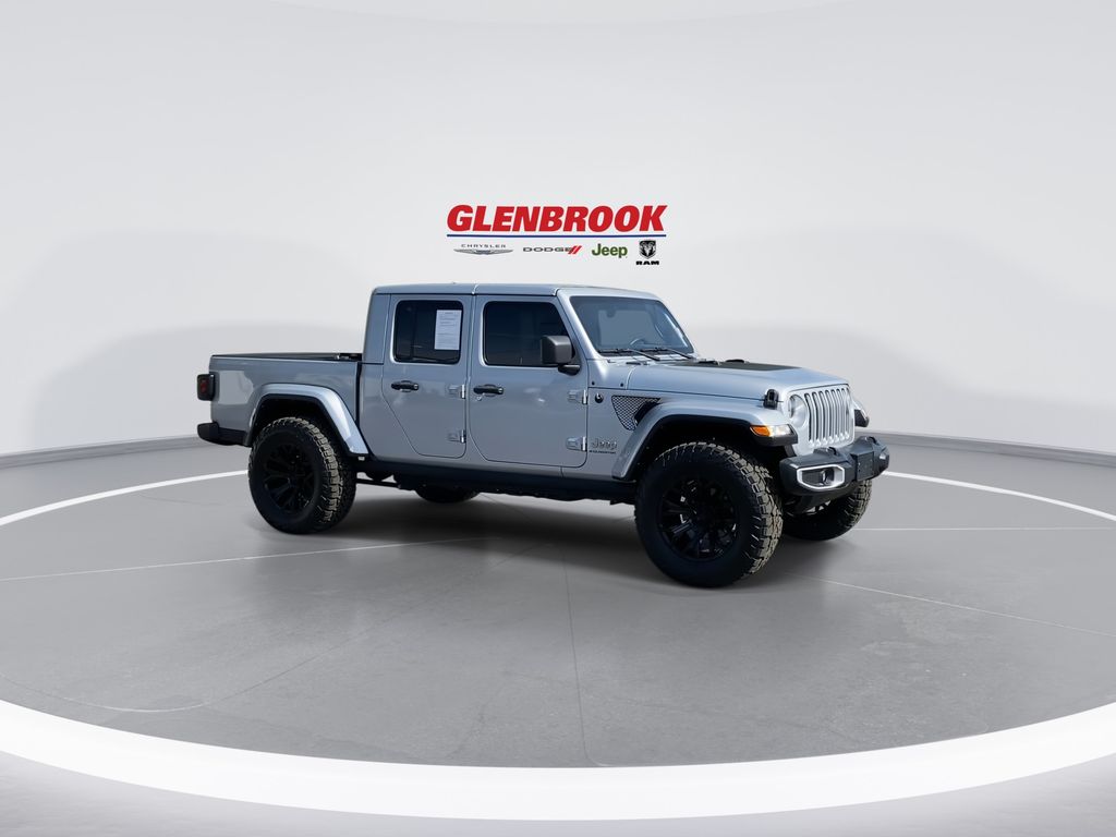 2023 Jeep Gladiator Overland photo 2