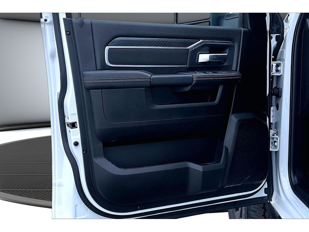 2025 RAM 2500 Big Horn - Photo 37