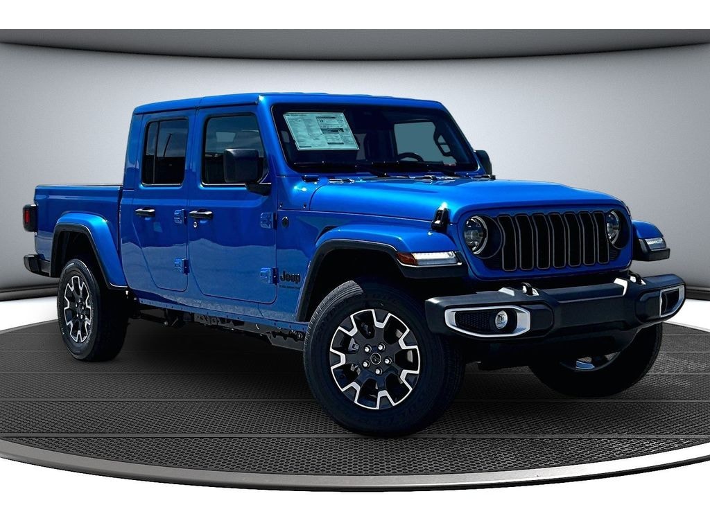 New 2026 Jeep Gladiator Sahara Pickup