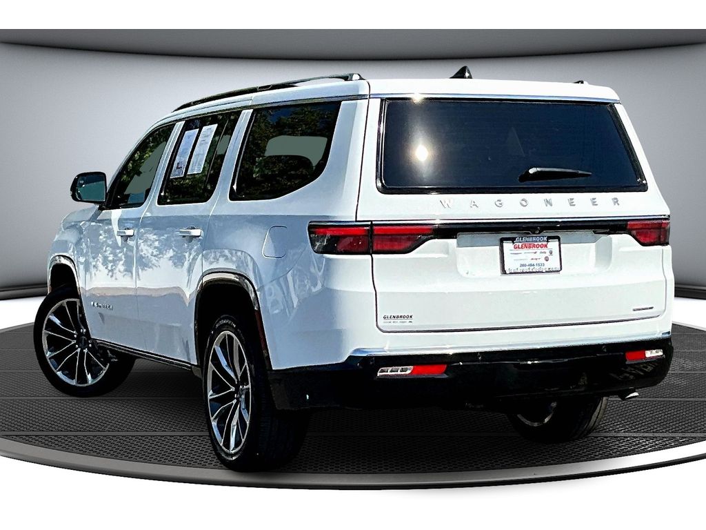 2024 Jeep Wagoneer Series III photo 2