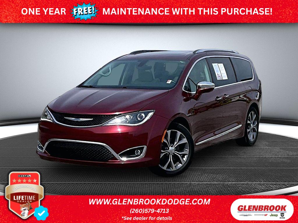2018 Chrysler Pacifica Limited's photo
