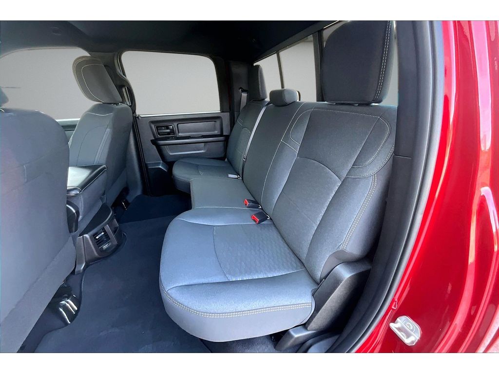 2025 RAM 2500 Tradesman - Photo 11