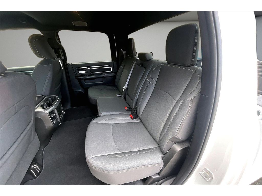 2025 RAM 2500 Big Horn - Photo 11