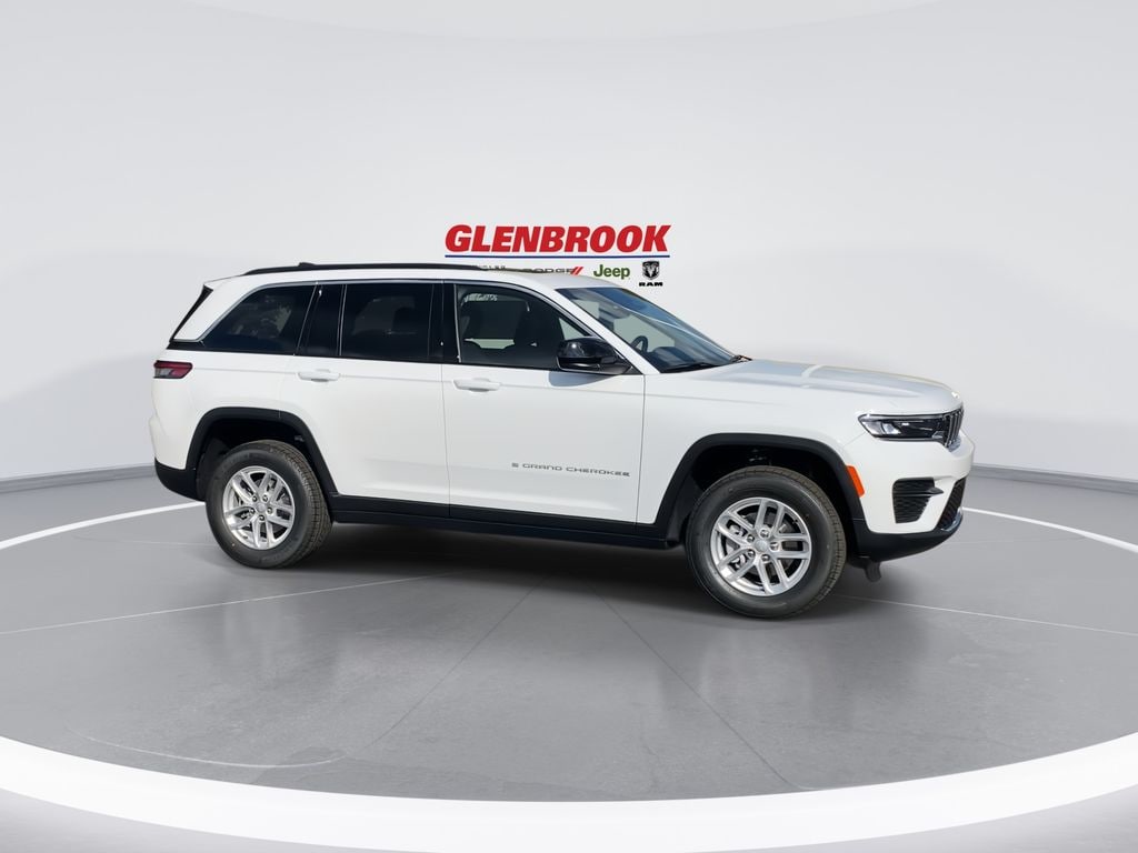 New 2025 Jeep Grand Cherokee Laredo X Sport Utility