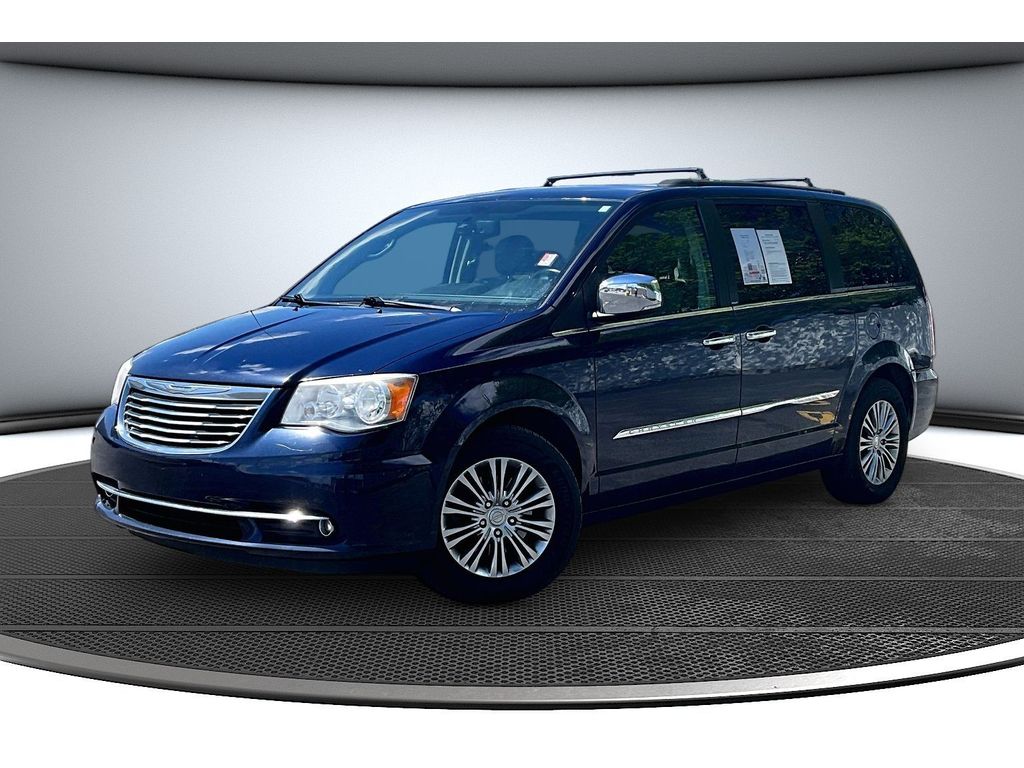 2013 Chrysler Town & Country Touring-L