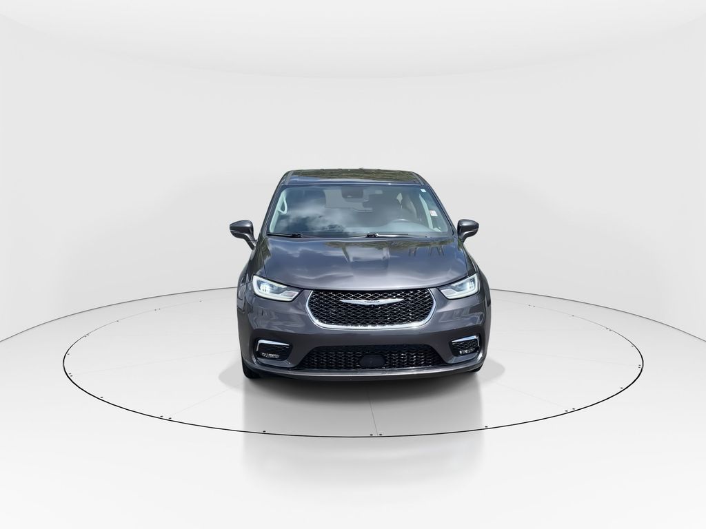 2022 Chrysler Pacifica Hybrid Touring L photo 3