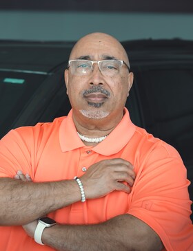 Staff member Todd Macon from ID_ac476a65c79f