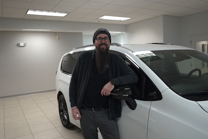 Staff member Dennis Riggers from ID_ac476a65c79f