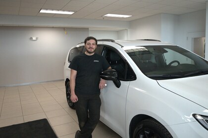 Staff member Alex Epple from ID_1b4aaf9dec86