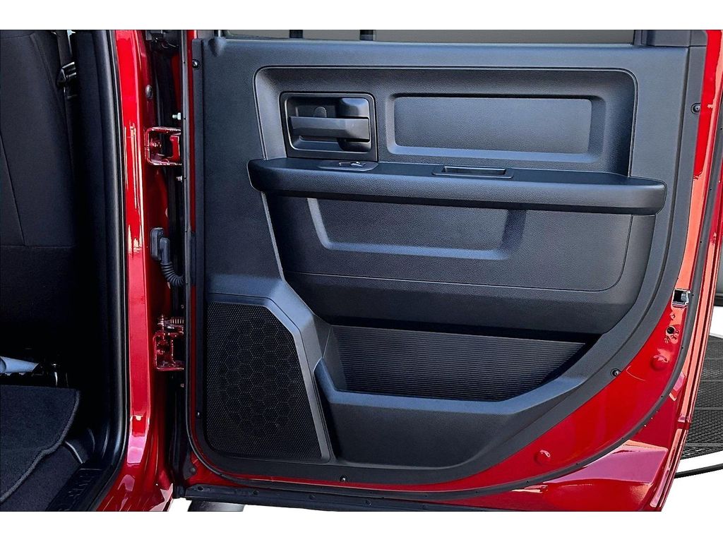 2025 RAM 2500 Tradesman - Photo 46