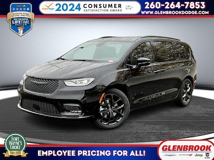 2026 Chrysler Pacifica Select Passenger Van