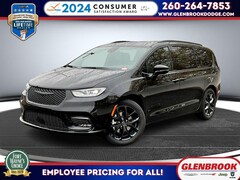 2026 Chrysler Pacifica Select Passenger Van