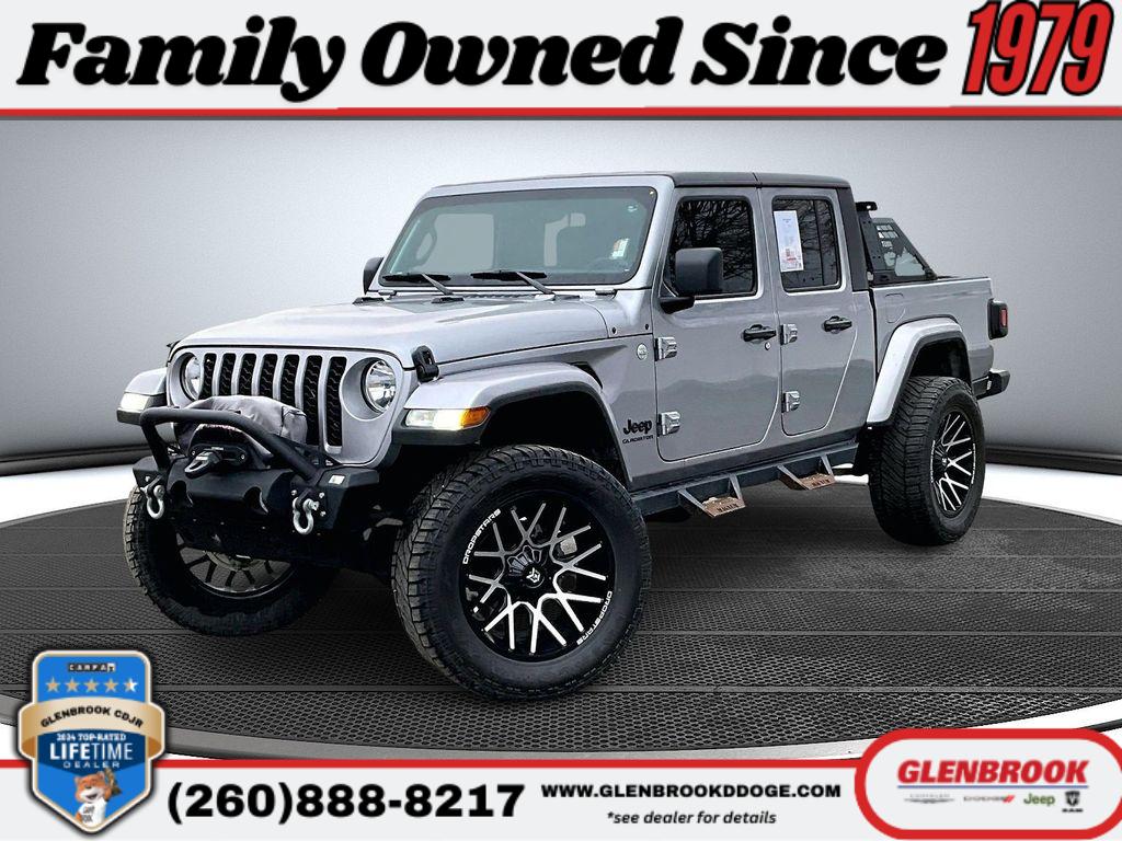 2021 Jeep Gladiator Sport S's photo