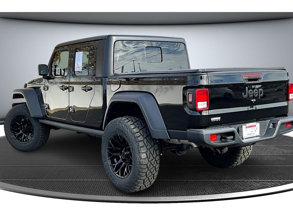 2024 Jeep Gladiator Sport photo 2