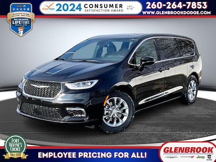 2026 Chrysler Pacifica Limited Passenger Van