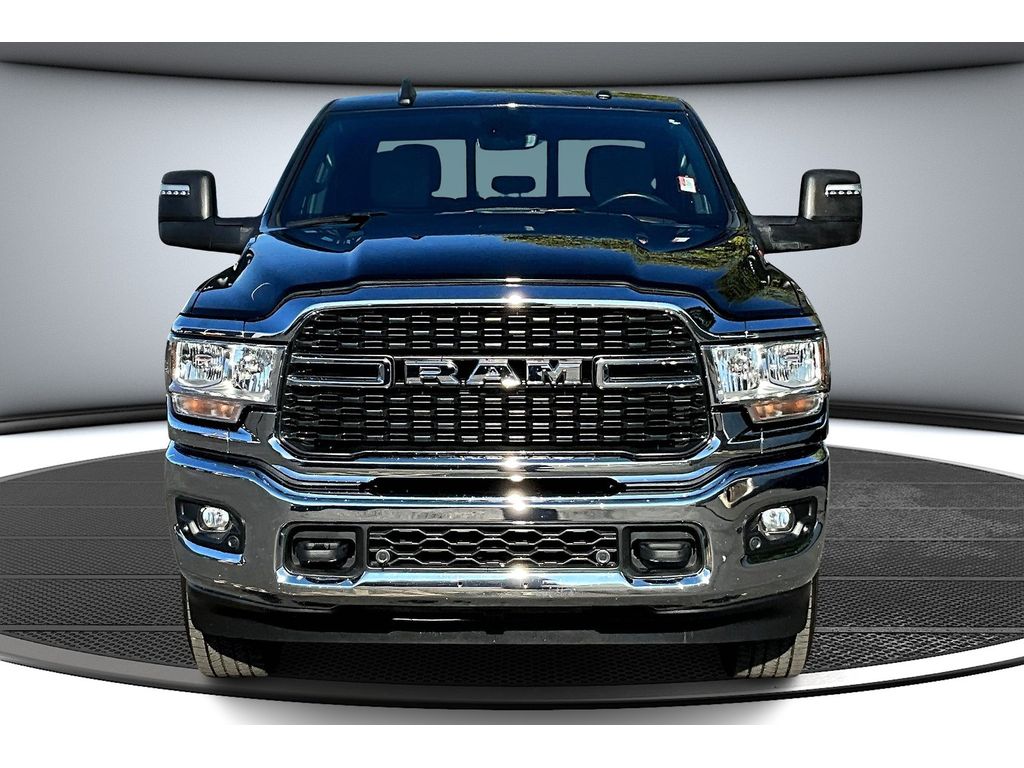 2024 Ram 2500 Big Horn photo 3