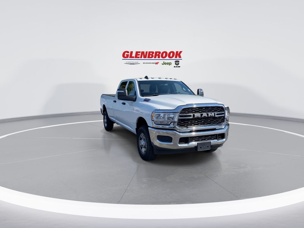 2023 Ram 2500 Tradesman photo 3