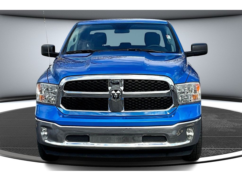 2024 Ram 1500 Classic Tradesman photo 3