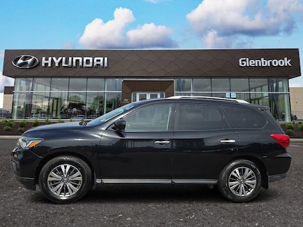 2020 Nissan Pathfinder S SUV