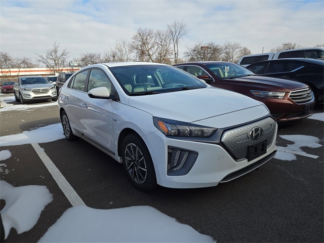 2020 Hyundai IONIQ Limited's photo