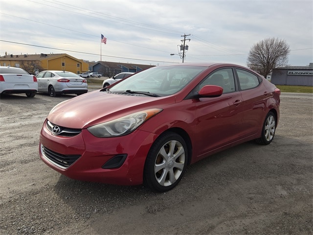 2011 Hyundai Elantra GL's photo