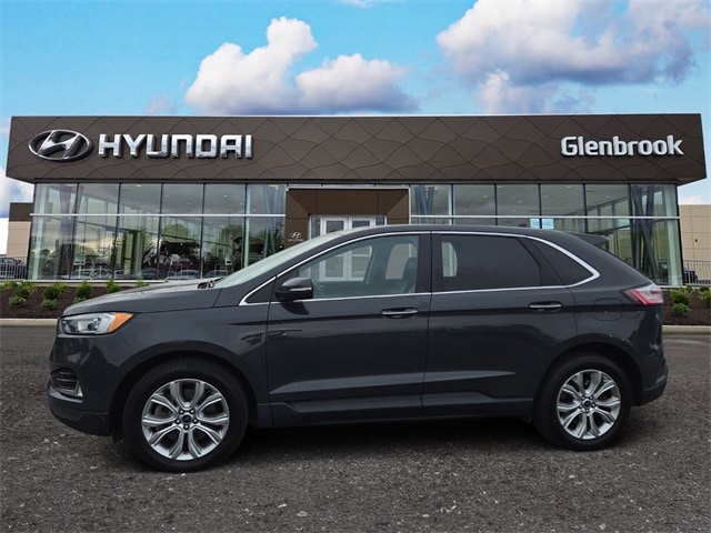 2021 Ford Edge Titanium