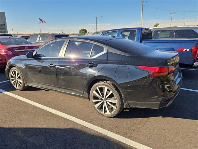 2020 Nissan Altima 2.5 SR photo 2