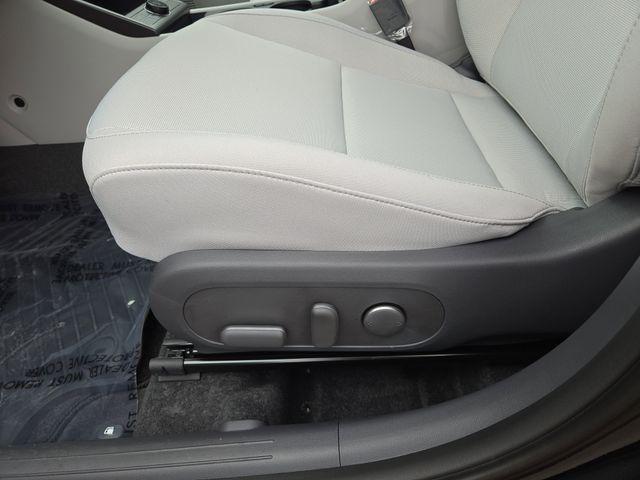 2025 Hyundai Kona SEL Convenience - Photo 27