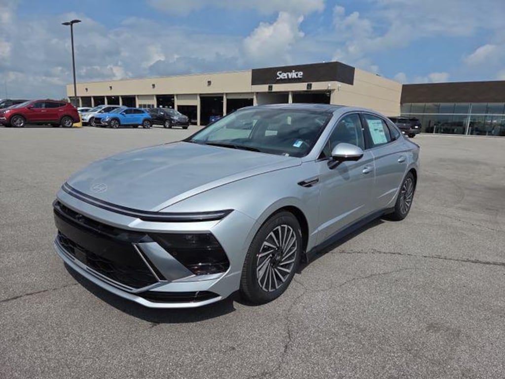 New 2026 Hyundai Sonata Hybrid Limited Sedan