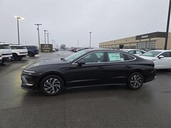 2026 Hyundai Sonata Hybrid Blue Sedan