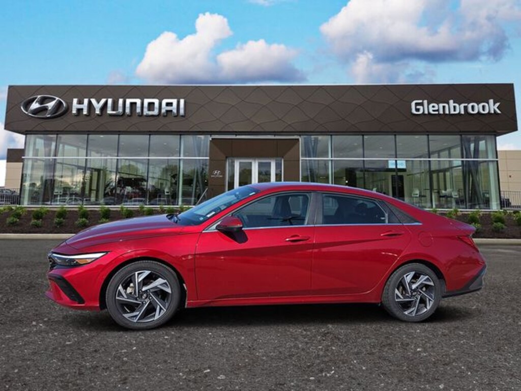 Used 2024 Hyundai Elantra Limited Sedan