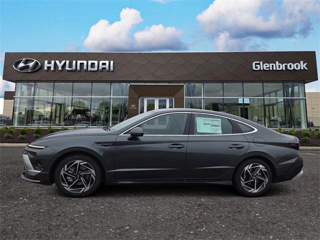 2026 Hyundai Sonata SEL's photo