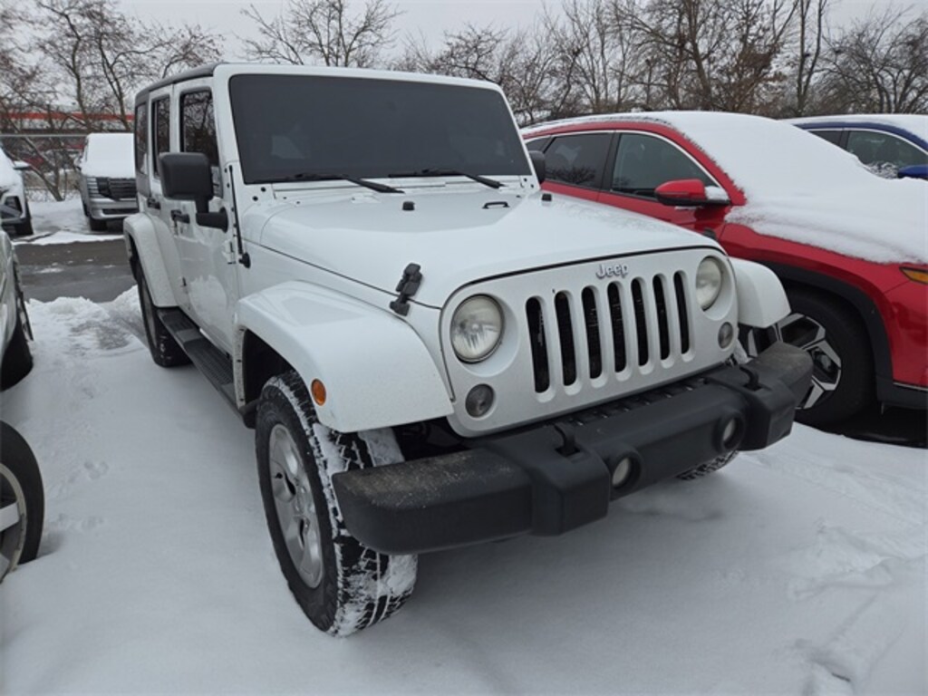 Used 2014 Jeep Wrangler Unlimited Sahara 4x4 SUV