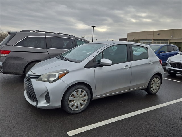 2015 Toyota Yaris L